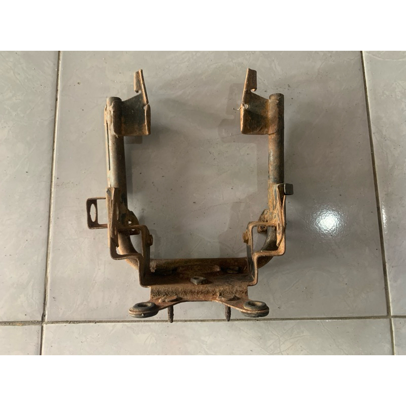 Bracket Dudukan Stoplamp Honda Astrea Grand Sabit Tumpang Legenda