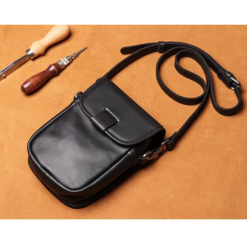 Tas kulit selempang pria desain mewah- Tas kulit asli garut