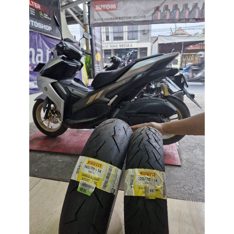 Paket Ban Pirelli Diablo Rosso Scooter Depan Belakang Yamaha Aerox