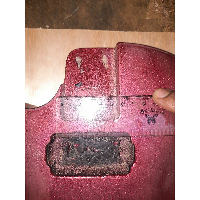 bodi gitar kidal pabrikan