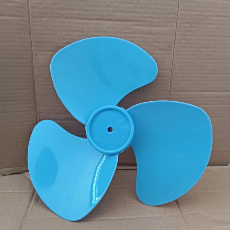 Sparepart Baling Baling Kipas angin 12 inc (sanex,Gmc,Cosmos DLL) 2 orang melihat barang ini