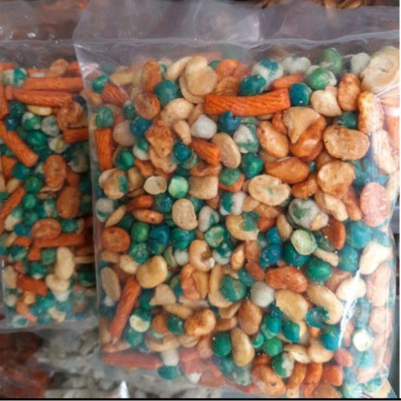 

kacang campur