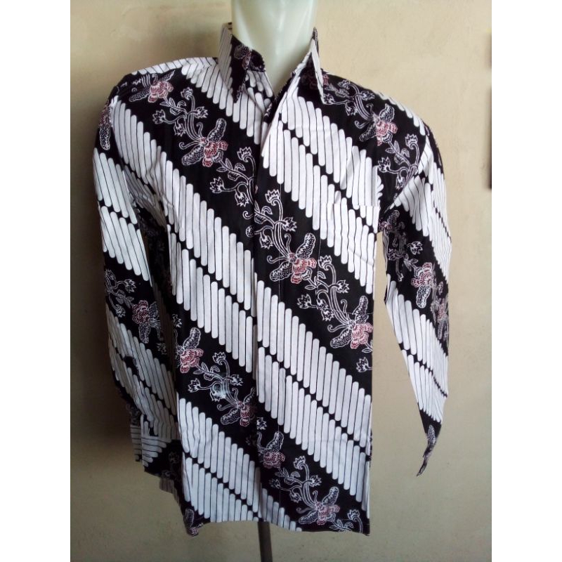Kemeja Batik Pria Lengan Panjang Motif Parang Khas Jogja