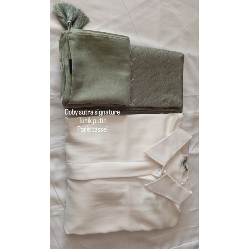 satu set kerudung tunik sarung