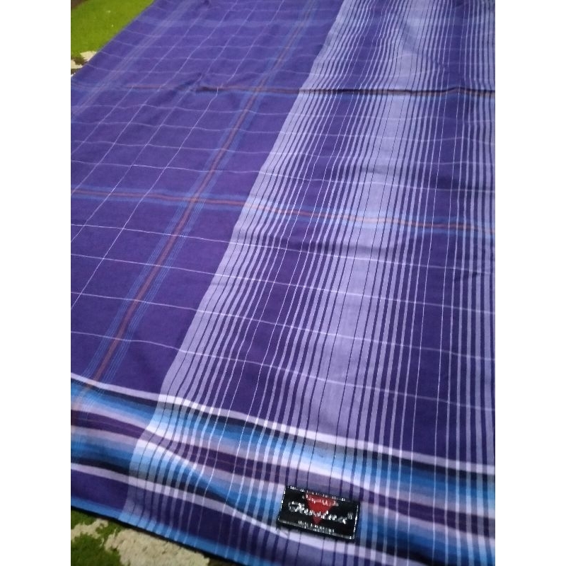 sarung jadul tursina ungu motif DGW