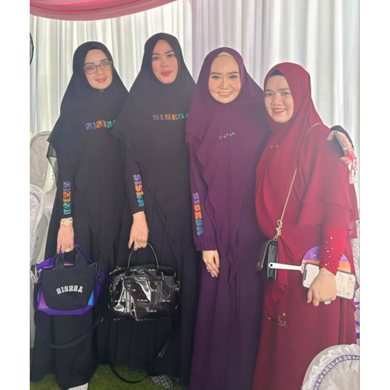 (SALE) FREE PAPER BAG / SET GAMIS SISESA HITAM/PUTIH BEST SELLER