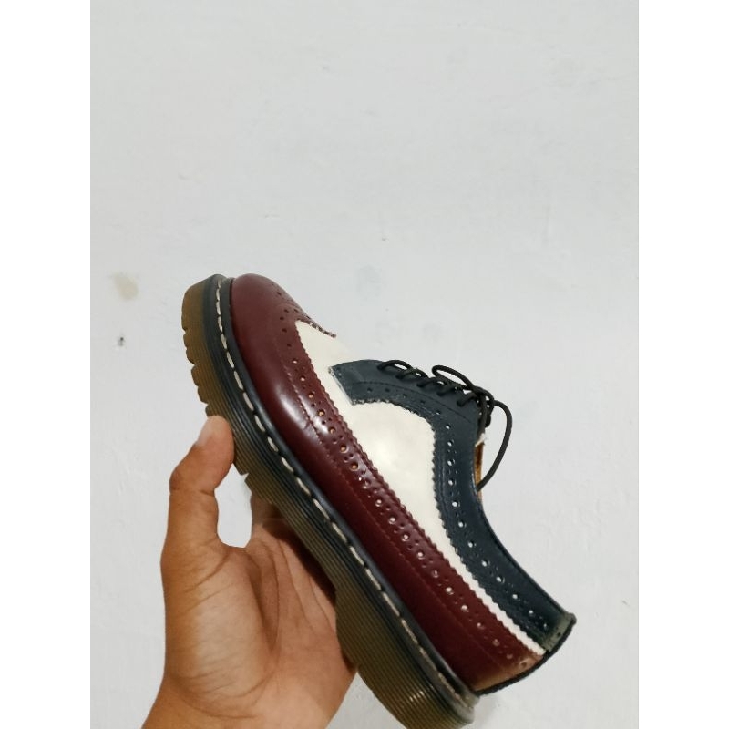 Dr Martens 14399 Brogue Wingtip 3 ToneBlue navy,White,Red Cherry