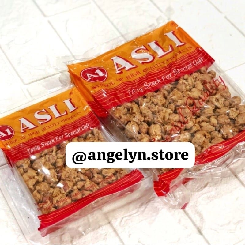 

READY PROMO 10.10 KACANG TEPUNG BALI / KACANG TELUR MEDAN / KACANG ARAB MEREK A1 ASLI HALAL Deskripsi: Kacang arab / kacang telur medan merek A1 asli oleh oleh khas medan, siantar, sumut, rasanya garing, renyah, enak, mantap, lezat dan halal