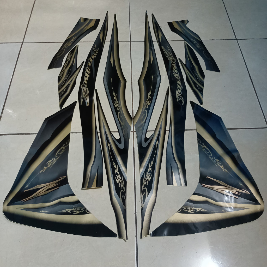 stiker striping yamaha jupiter z new robot 2010 hitam lis body standar berkualitas original