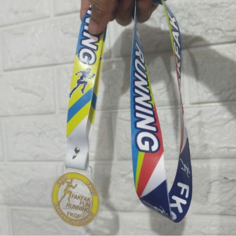 Medali Custom Medali akrilik Medali resin Medali stainless Medali lanyard