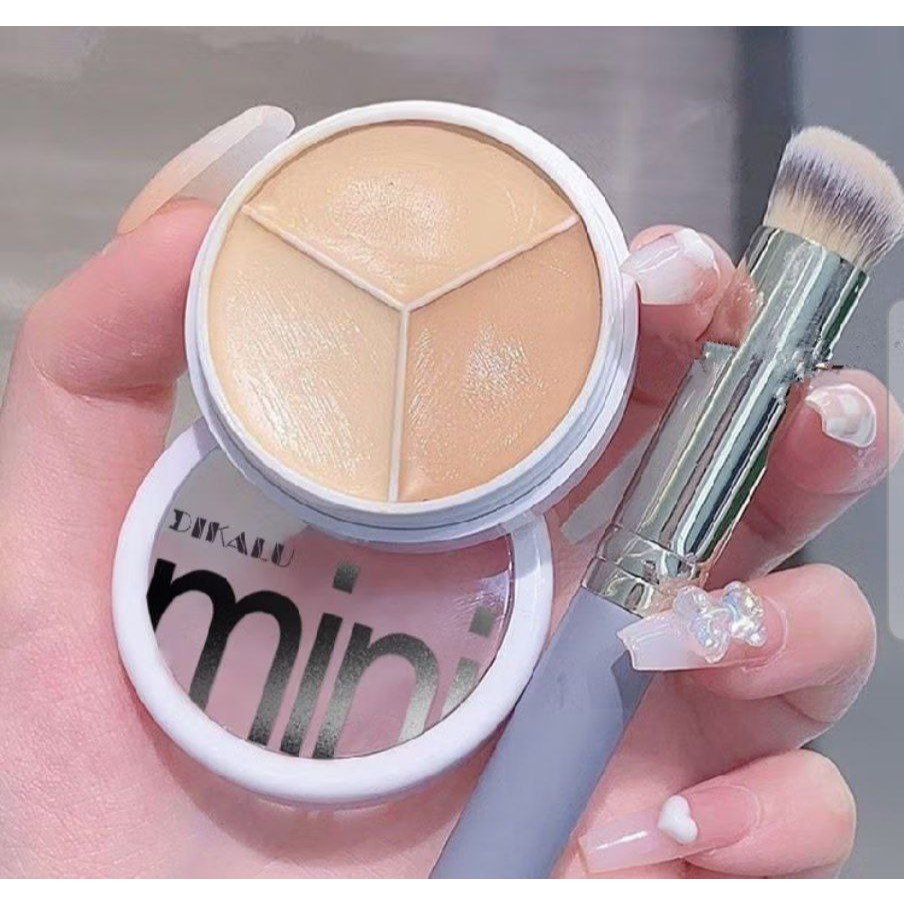 Beli 1 gratis 1 concealer Tricolor