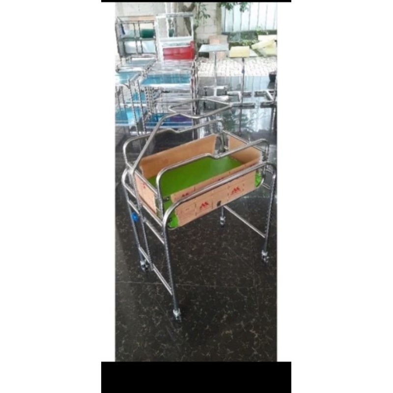 bok bayi stenless tempat tidur bayi bidan klinik rumah sakit