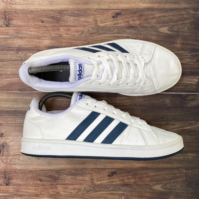 Adidas | 41 (26 cm)