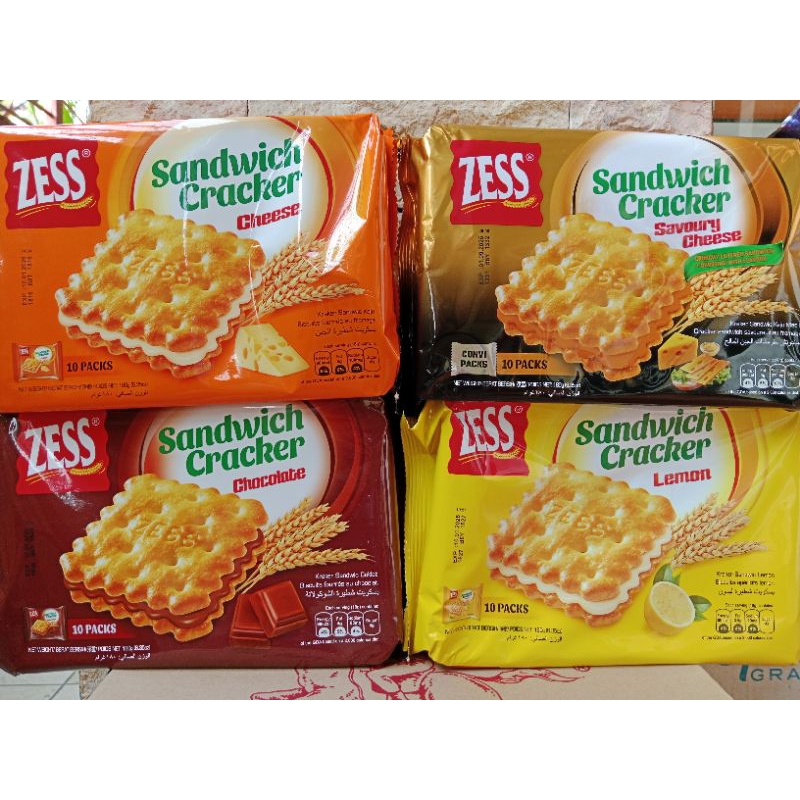 

ZESS Sandwich Cracker 180 gr ( 10 pack ) HALAL