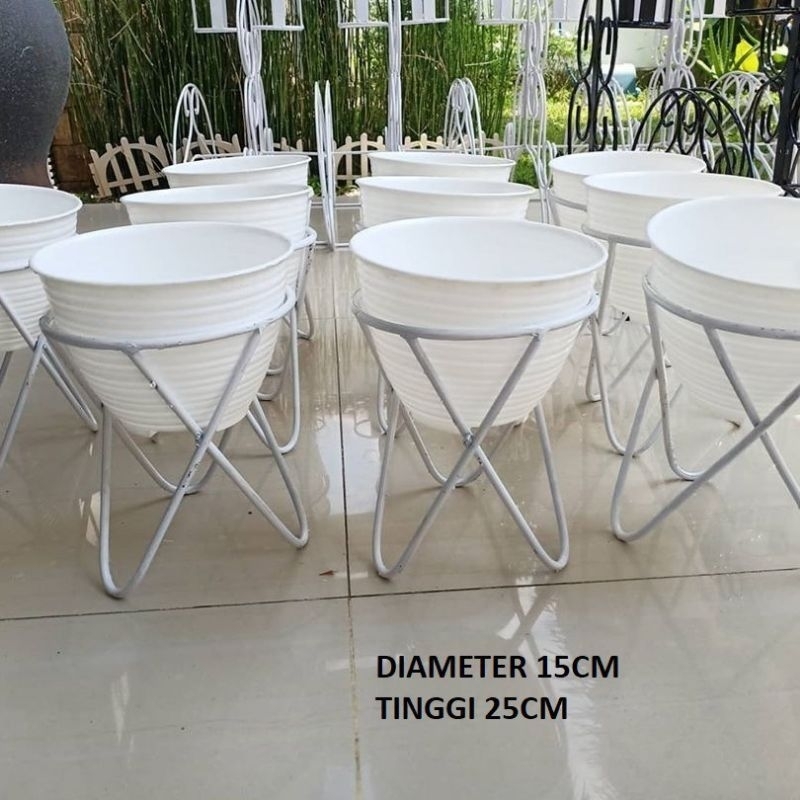 standing pot kaki silang / standing pot bunga besi