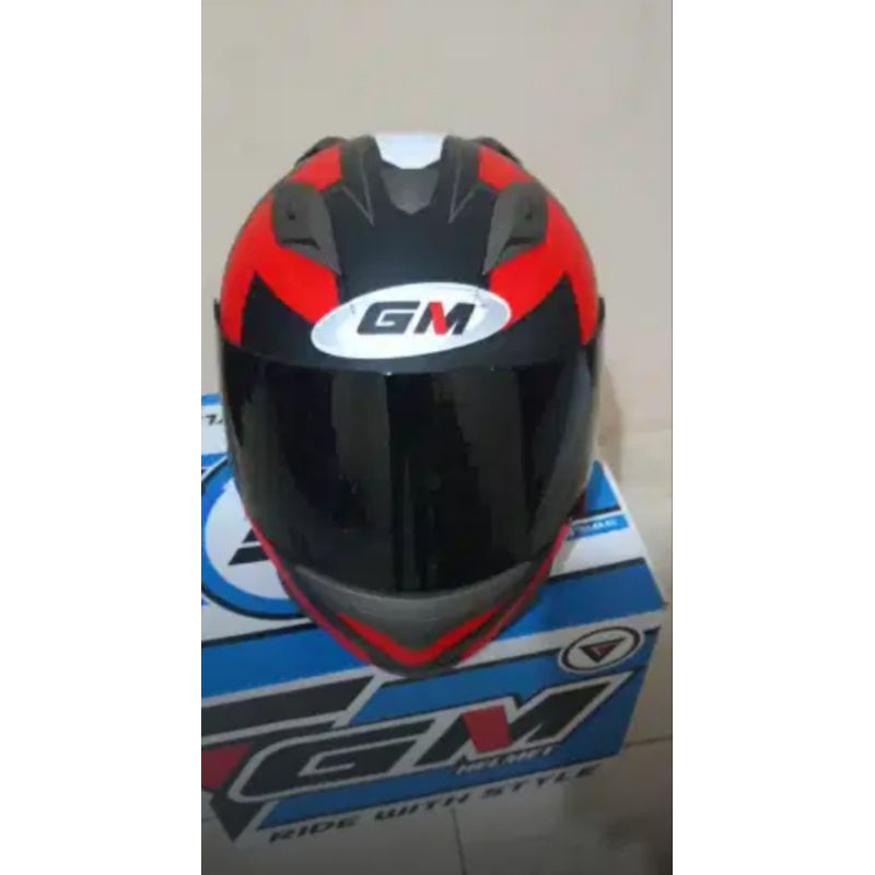 Helm GM race pro hitam merah doff