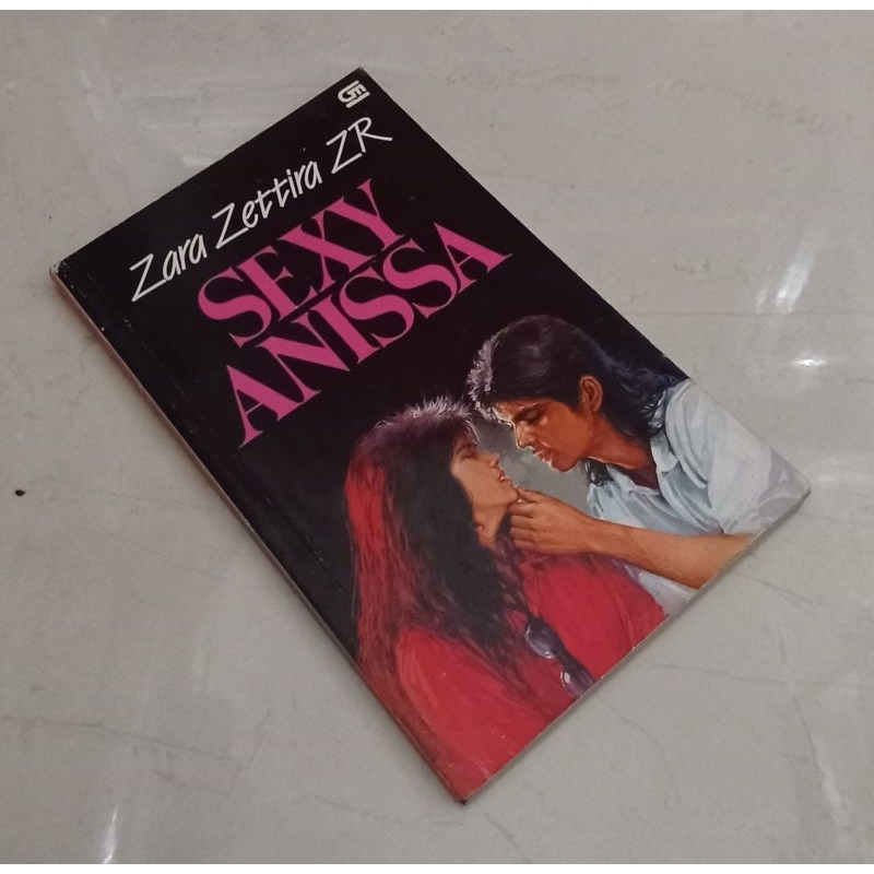 Novel Remaja Sexy Anissa (knrk), karya Zara Zettira Zr
