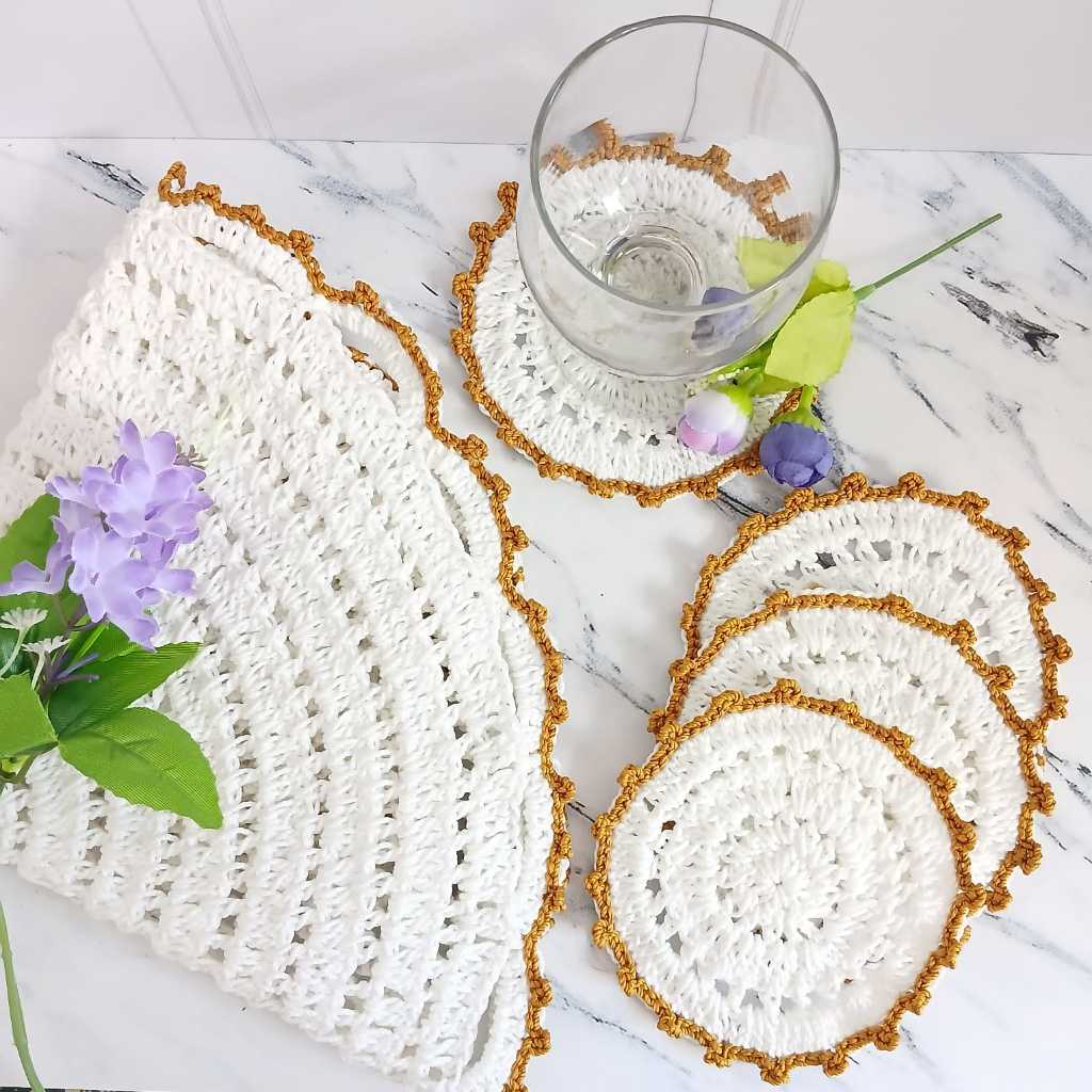 Taplak - Tatakan Rajut Set | Taplak Rajut Putih- Gold Kombinasi Diameter 38cm | Taplak Bulat | Tapla