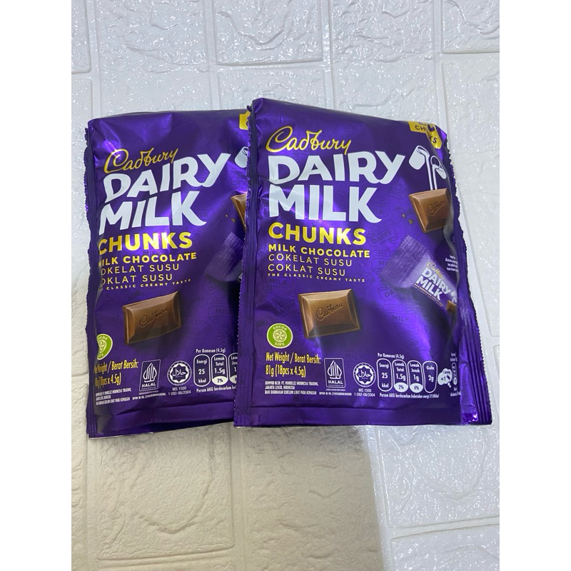 

Cadbury dairy milk chunks chocolate coklat susu isi 18pcs