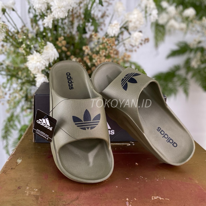 SANDAL ADIDAS KARET TERBARU ANTI SLIP RINGAN DAN NYAMAN SANDAL ADIDAS SLOP UNISEX SENDAL PRIA ADILET