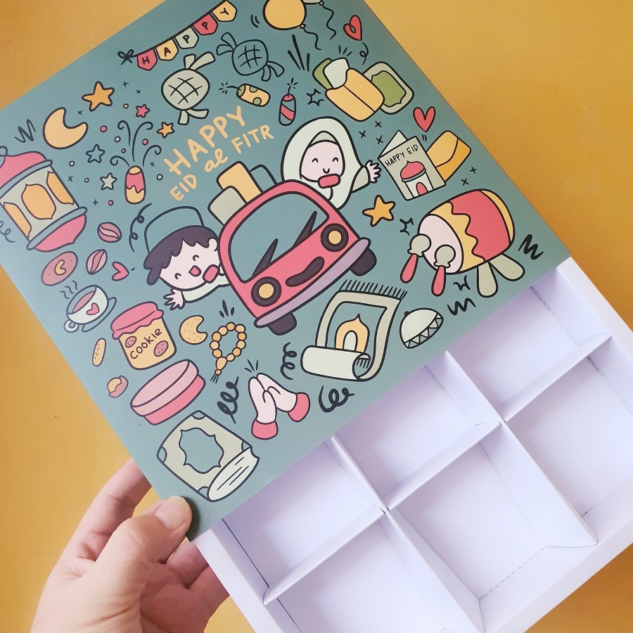 

5 Pcs Dus Hampers Idul Fitri Box Packaging Kue soes Sekat 9 Happy Eid Mubarak Putih Ukuran 24 x 24 x 4.5 cm