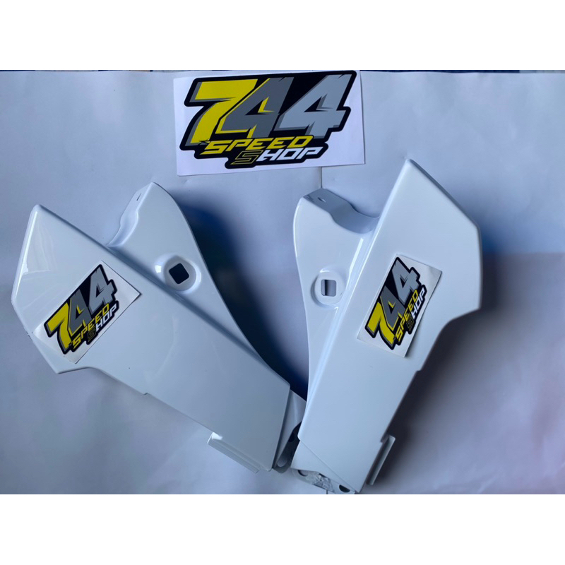 body belakang rgr body buntut rgr body belakang suzuki RGR Sprinter body belakang rgr sprinter