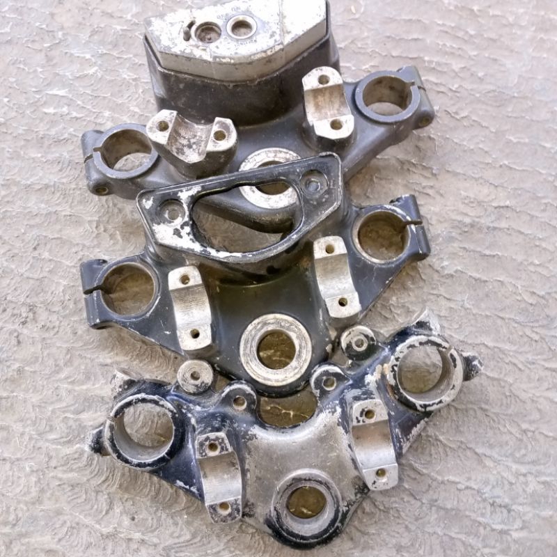 SEGITIGA ATAS T MEGAPRO TIGER LAMA PNP GL PRO /MAX ORI