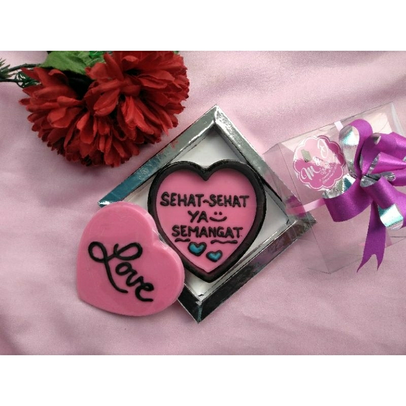 

Coklat Praline / Coklat Love Mini / Hadiah Unik