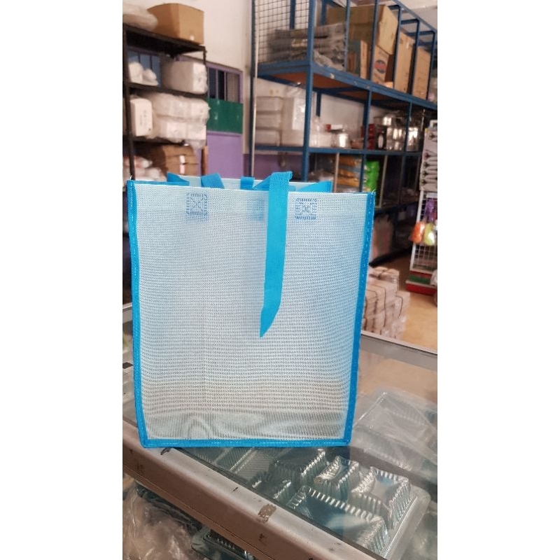 goody bag ukuran 24 x 24 x 28 perlusin (12 pcs)