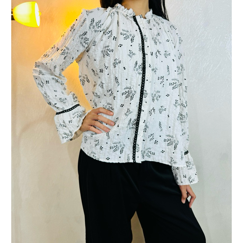 Atasan/Kemeja/Blouse Wanita Renda Hitam Crinkle Premium Putih Motif Bunga Hitam Kekinia/Atasan Canti