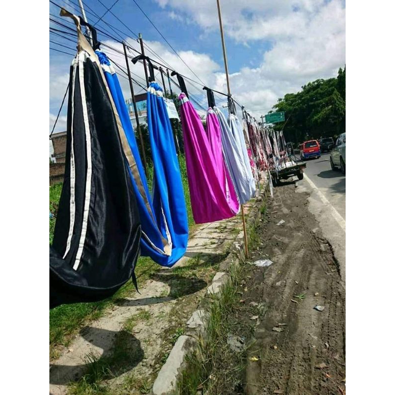 HAMMOCK( AYUNAN KAIN BAHAN KUAT TEBAL) BISA UNTUK BOBOT 150KG
