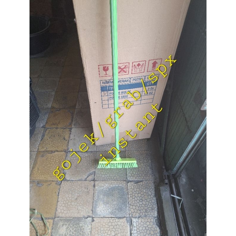 (gojek/spx instant/grab) Sikat Kamar Mandi Gagang Panjang / Sikat Kamar Mandi / Sikat Gagang Panjang