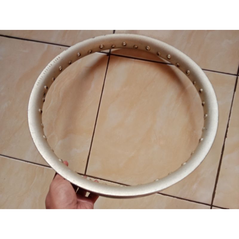 Velg pelek Comet U shape setengah lingkaran 140/17 ring 17