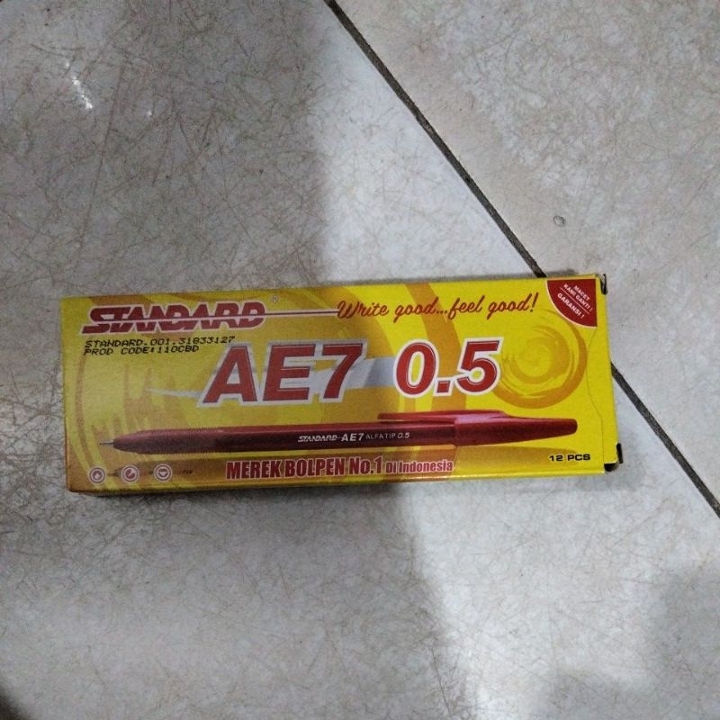 

(12 kotak) Pena standrad AE7 0.5 Merah