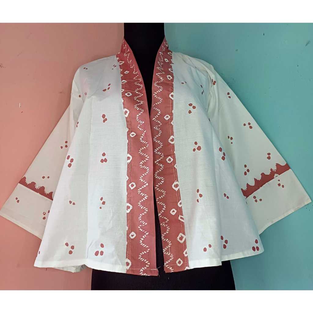 OUTER BATIK LENGAN CROP TOP KEKINIAN