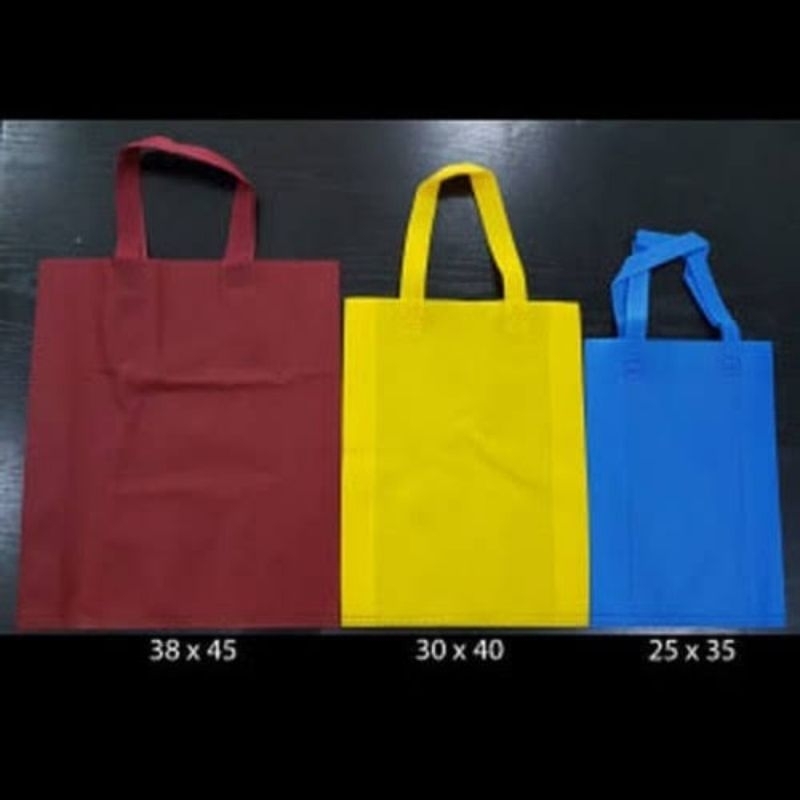 

Tas Spunbond(1 pack =12 pcs)/goodie bag/Tas hajatan/tas kain/tas sovenir