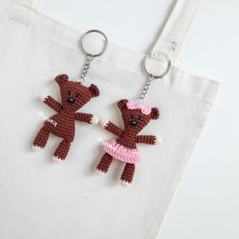 Mr. Bean's Teddy Bear 9 cm Soft Cotton Amigurumi Couple Bag Charm | Boneka Rajut by YEUNIQ