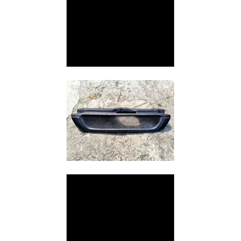 grill Suzuki Baleno 97 sporty