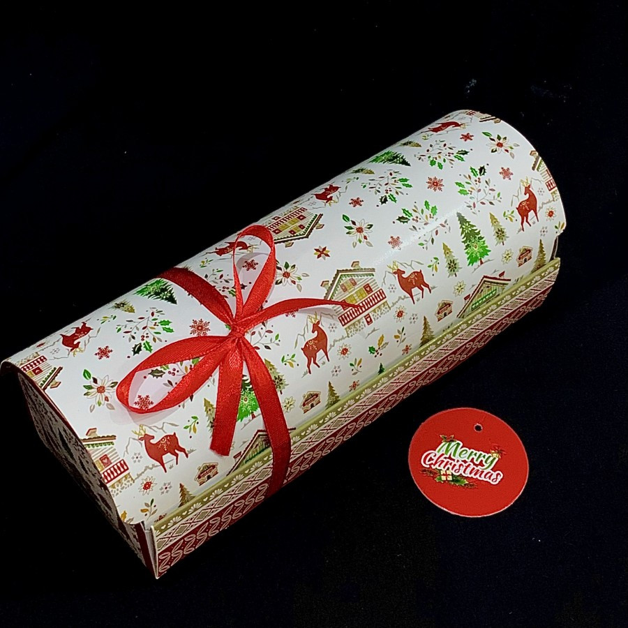 

( 10pcs ) Box bolu gulung motif natal christmas 30x10x9 cm dus roll cake kotak kemasan kue bolgul