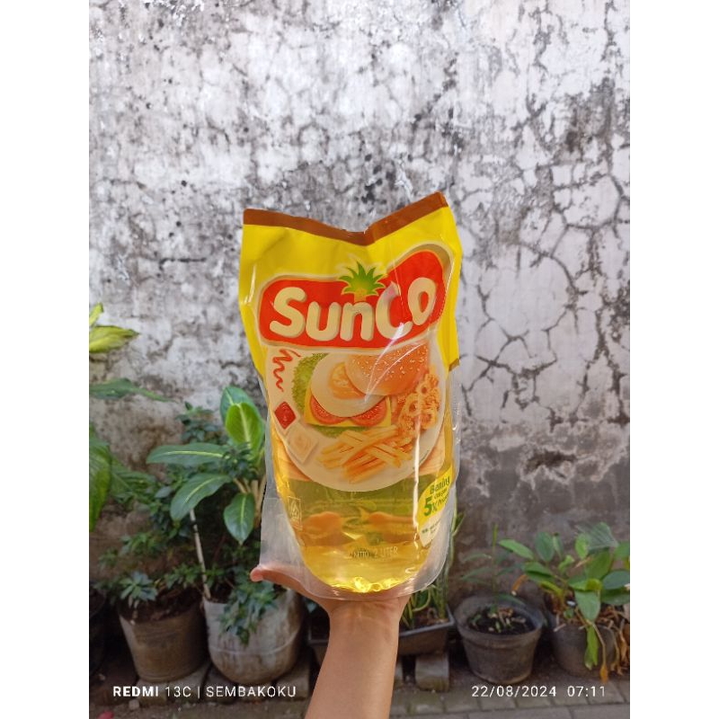 

MINYAK GORENG SUNCO 2 LITER