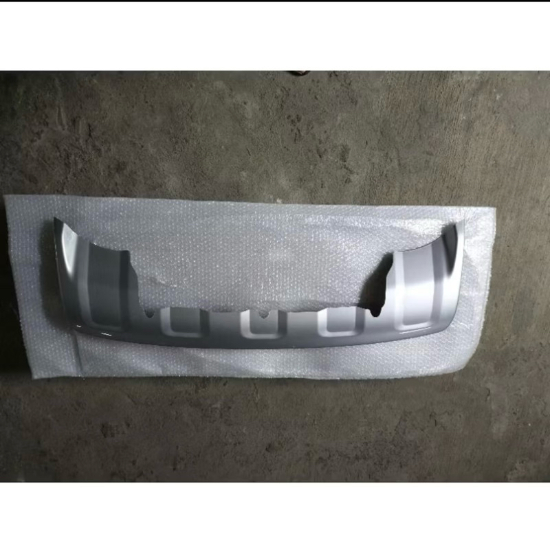 Garnish Bemper Depan Asli Mitsubishi Pajero Sport
