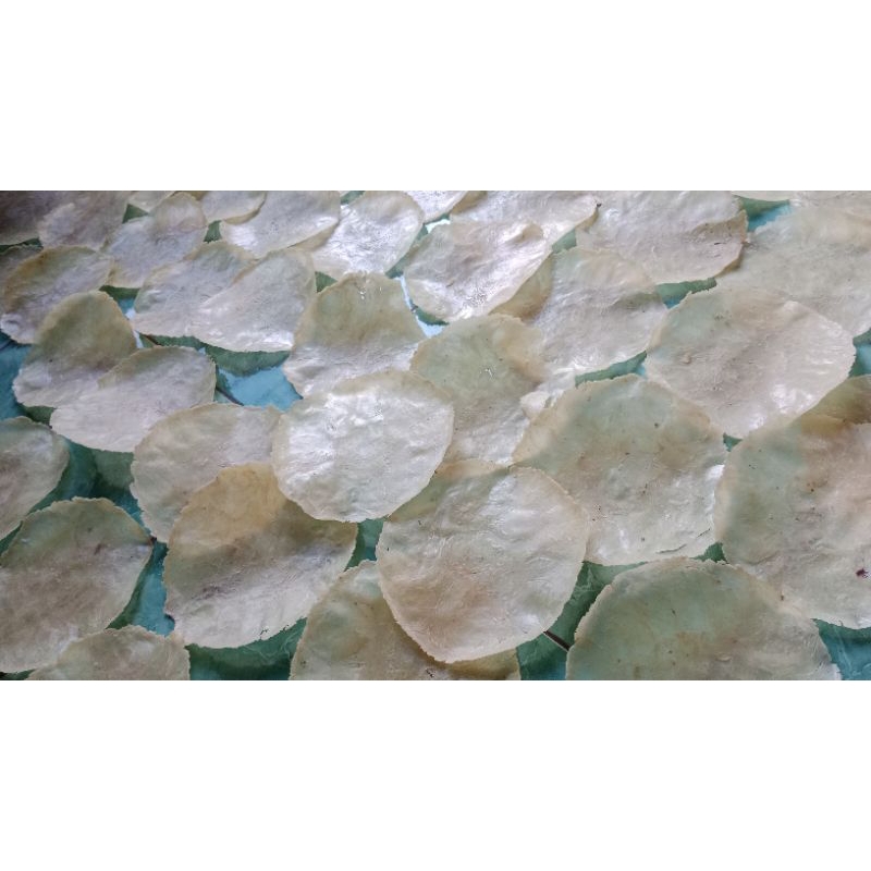 

Emping Jumbo Diameter 15cm, Kualitas Super 1 Bungkus (10 lembar)