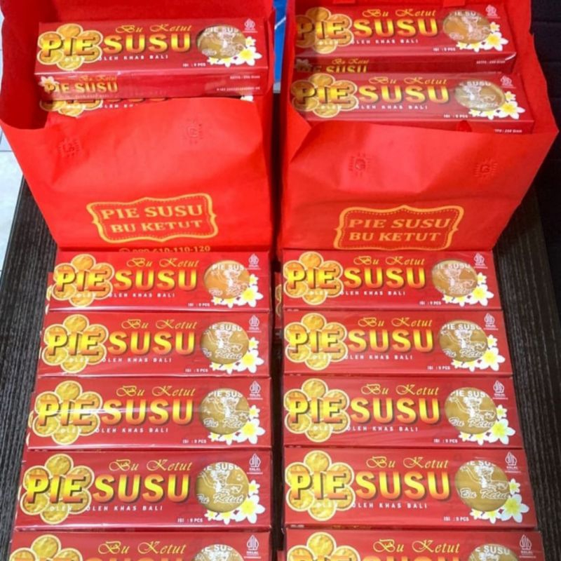 

Pie Susu Premium Khas Bali Coklat Keju isi 9 Pcs Halal Enak Murah Bergizi