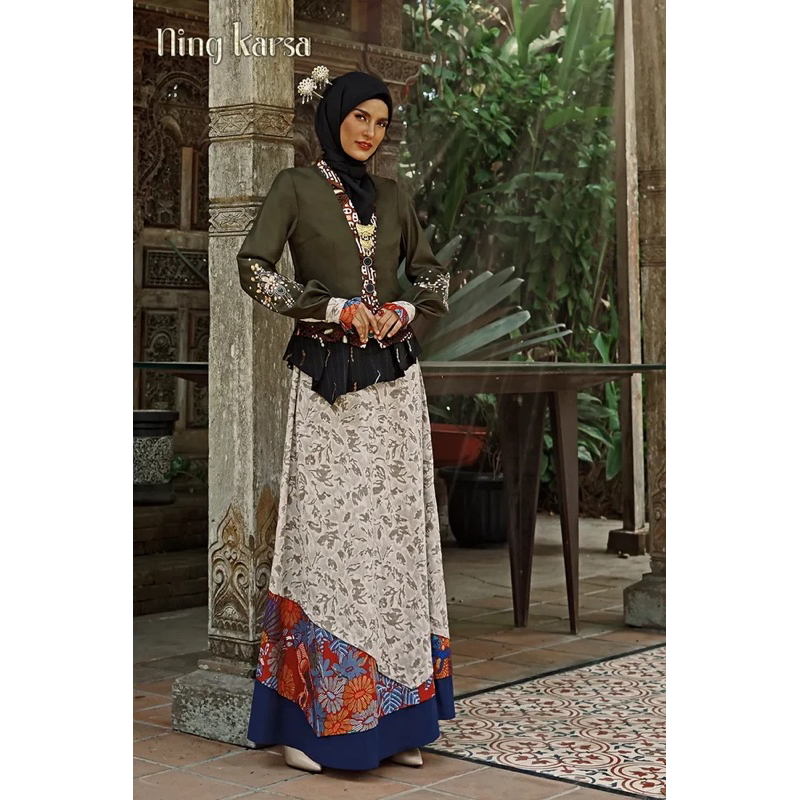 Tuneeca Gamis Ayuningtyas Warda T-1024010 TUNEECA NING KARSA /GAMIS MIUSLIMAH MODERN EKSLUSIF / DRES