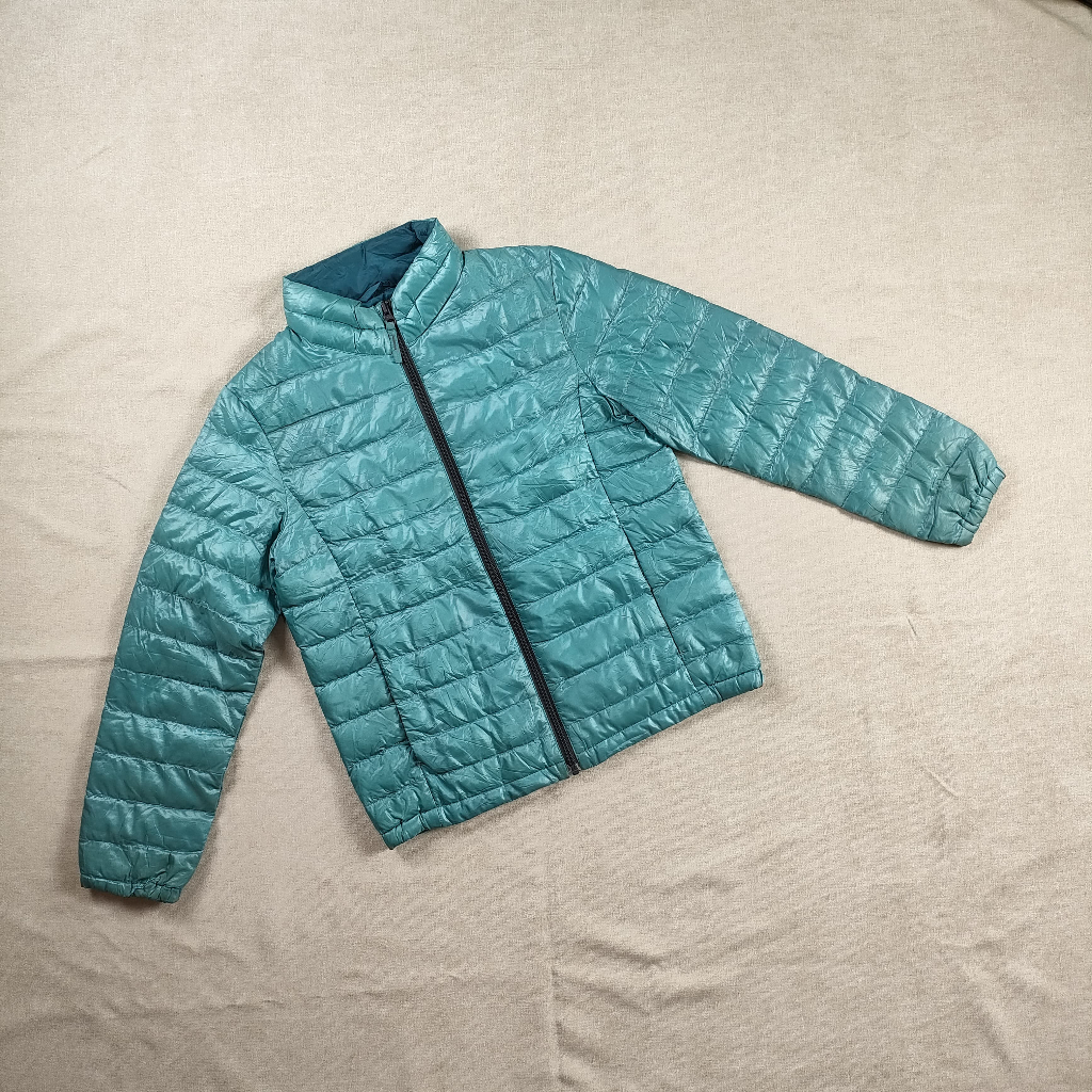 Jaket bulang anak ultra light brand UNIQLO size 150/ 10 - 12 tahunan/ size remaja ( ada minus )