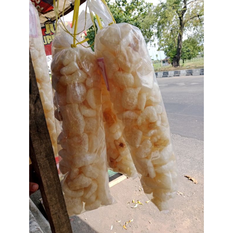 

KRUPUK KULIT SAPI 100g Lezat