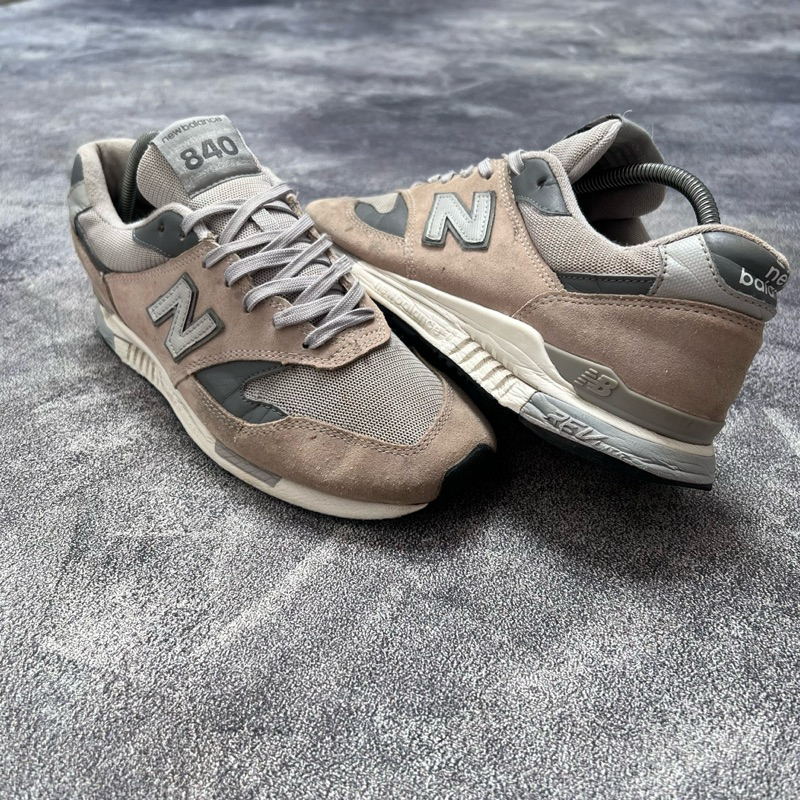 sepatu NB 840 size 42.5 / 27 cm