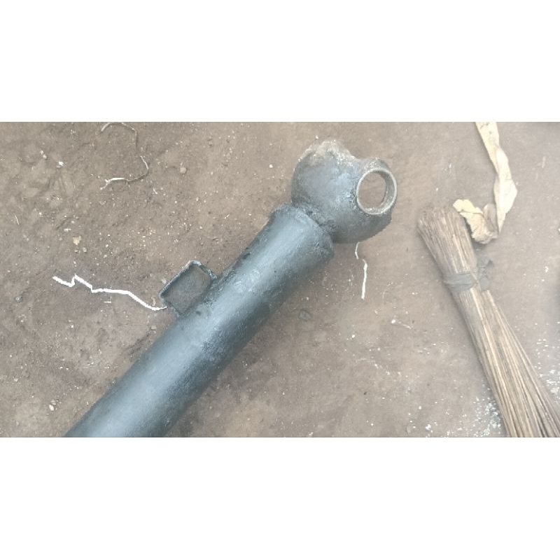 serumbung gardan depan jimny/katana