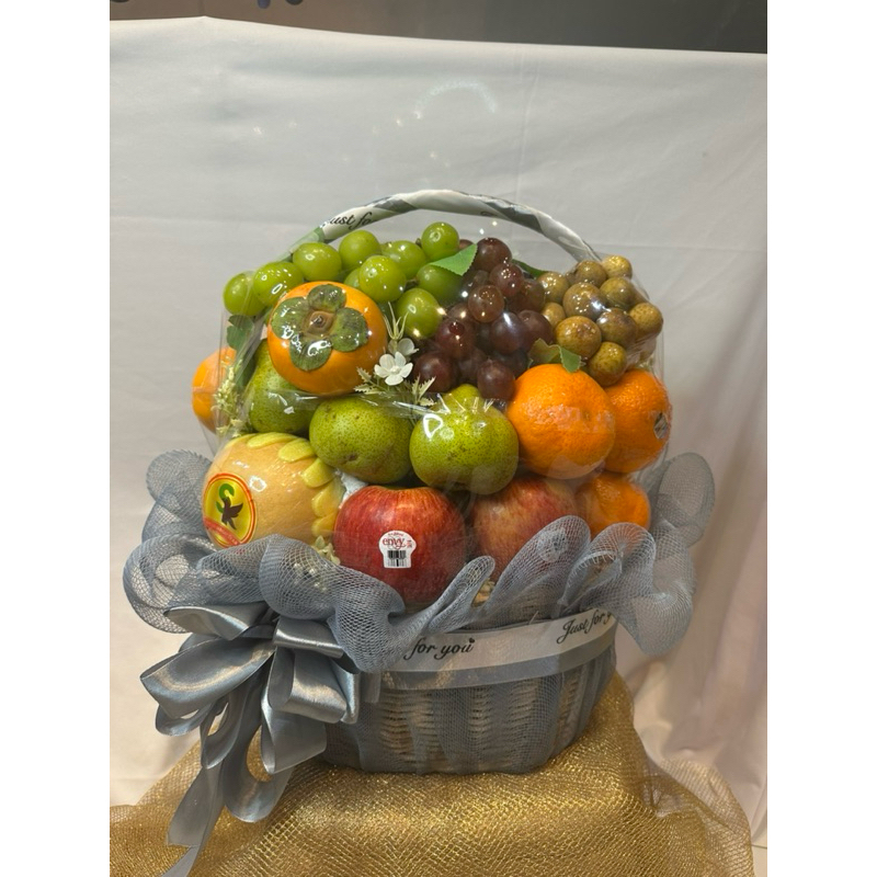 

Premium Basket Fruit #parvelbuah#parcelbuahoremium#bloomboxsurabaya#tokobiahsurabaya#tokobuahgresik#tokonuahsidoarjo