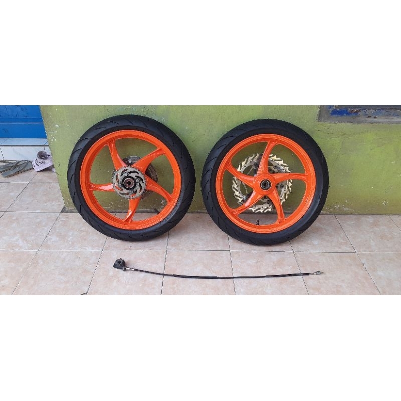 Velg Minerva/Honda ls125 pnp Ninja r
